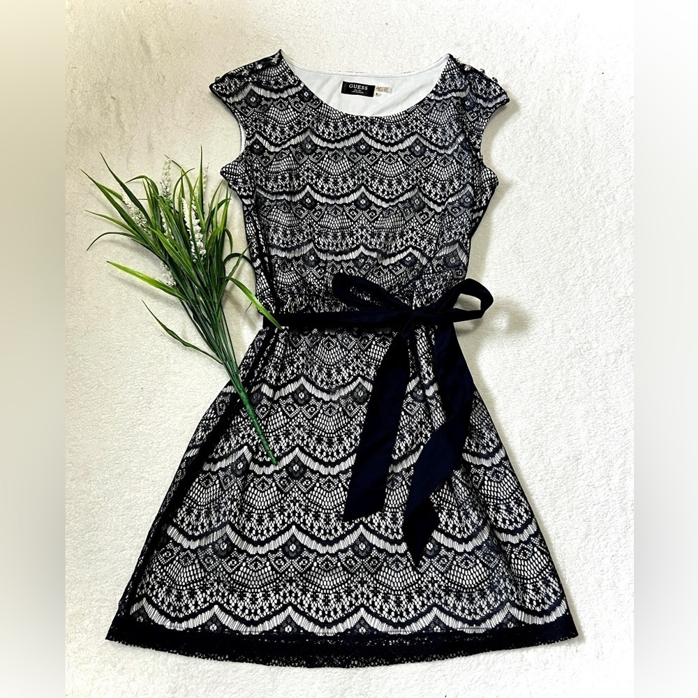 GUESS Navy & White Lace Fit & Flare Dress - Size 6